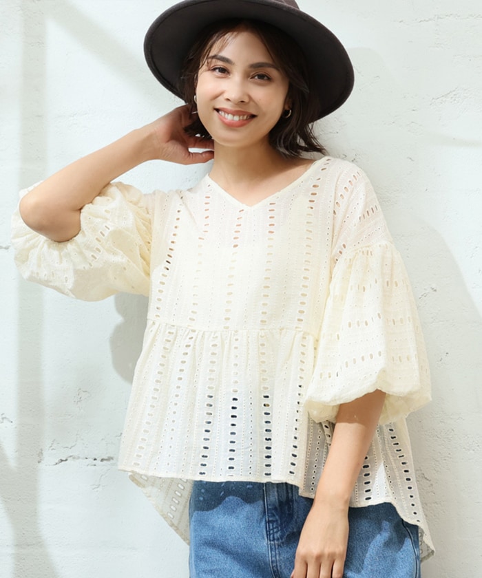 お値下げ♡タグ付き♡刺繍レースブラウス♡