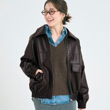 コカ(coca)のフェイクレザーオーバーサイズジャケット 全2色