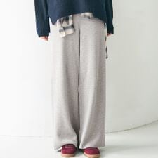 コカ(coca)のイージーニットパンツ 全4色