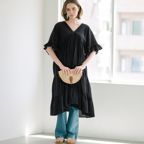 [^:14-241031001-05]_炩Chȁ~@׃[X̗s[XBẴC[hɂ҂ȈꖇfUCEVGbg[߂VlbNƑ@ׂȃ[XgڂAi`[hYs[XBƂVGbgƁAy₩ȓĂ炵o܂B邽߁A{gƂ̃C[hȒȂ߁Blۂg[R[fŎdグ̂fށEG̏_炩ChȂgpEʋCǂAG߂KɁEy₩ŗȑfފR[fBl[gfjC[W[pcAL~s[XȂǂ킹C[hX^C߁BT_₩obO킹΁Ai`ŃbNX̂Ă̂oR[fɁnF_炩ȐnBLkFȂBFBnFȂB|PbgFȂBӓ_Ffނ̓AF₷̂łӉB@ɂĂ͏k݂F̉\B@̂gp͂TBiP̂ł̂ʐ^ɍł߂FƂȂĂ܂Bfpʐ^͎BeAql̃j^[ɂAۂ̃J[ƈقȂČ܂Bnfނ̐ɂ2cmO(jbgiɊւĂ4cmx)TCY덷oꍇ܂Bi͋@Bɂ鐶ỶߒAwnDۂ̎̌pځx⑽́wقxA@ۂ́waxA`TCYɑ́w덷xꍇ܂BqlɊł܂悤Aŗǂ̂lił񋟂ł悤w߂Ă܂BǂfUCƏi񋟂Ē߂ɂfނDɂ܂ẮA܂悤肢\グ܂B