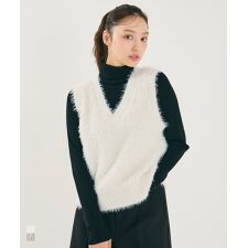 コカ(coca)のラメふんわりシャギーVネックニットベスト 全2色