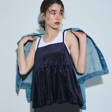 コカ(coca)のラインストーンベロアキャミソール 全2色