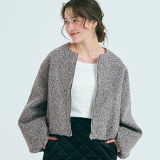 コカ(coca)のウォッシャブル カーリーボアブルゾン 全2色