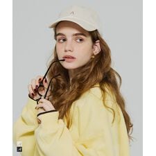 コカ(coca)のベロアロゴキャップ 全2色