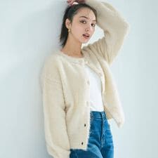 コカ(coca)のブラッシュドブークレカーディガン 全4色