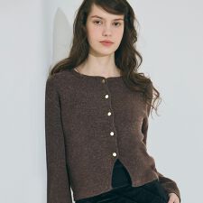 コカ(coca)の縮絨ニット金釦カーディガン 全2色