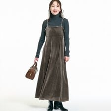 コカ(coca)のベロアキャミワンピース 全2色