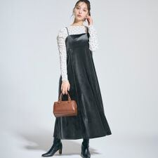 コカ(coca)のベロアキャミワンピース 全2色