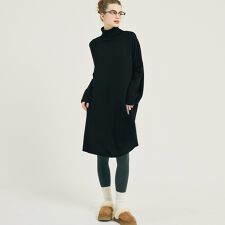 コカ(coca)のタートルニットワンピース 全2色