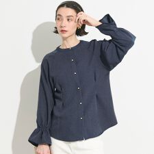 デニムライク金ボタンブラウス