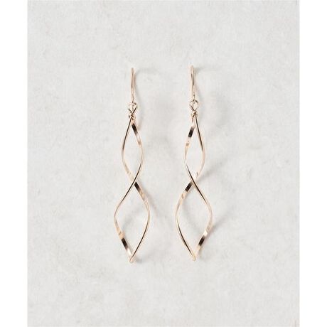 [^ԁF00092310602204]Samantha Tiara(T}TeBA)K14GF sAXVvȂ݊̂fUCŎpbƉ؂₮sAXBǂȃR[fBl[gɂ킹₷ACeBEl쐻Ă܂̂ő̍܂B\߂BK14GFƂ͐^JȂǂ̐cK14fނłB̃v[ĝ܂܈邽߁A͂ɂpł܂B̏iɂ̓WG[BOX͕t܂B܂WG[͎̍ɂ摜̂̂ƈقȂꍇ܂B\߂܂B