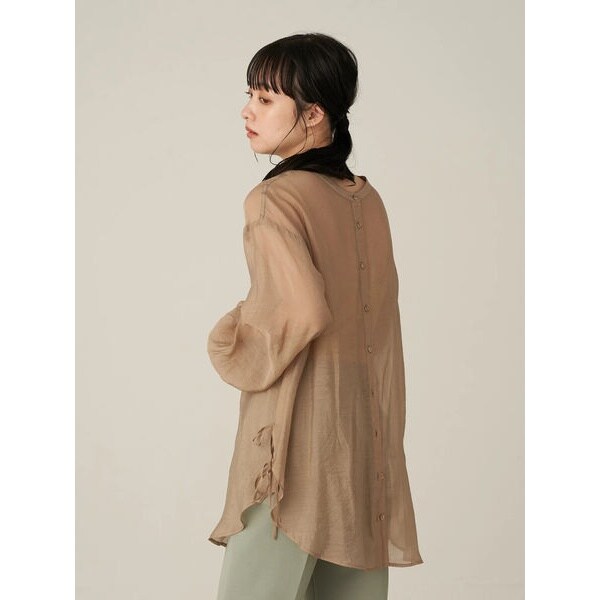 前後2WAYサイドスリットシアーシャツ