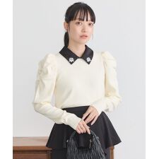 襟ビジュー付きニットプルオーバー