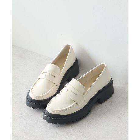 [^ԁF01000899200][h[u̒ԃACeAɍEȂRC[t@[BVvȃfUCȂAN炵`L[\[|CgłB_炩U[nƌyfނ̃\[ŁAKȗSńBǂȃX^Cɂ킹₷AfC[Ɋ􂵂Ă邨߃ACełfp摜́A̓ŐFČꍇ܂Bg̃j^[ɂďi̐FČꍇ܂B