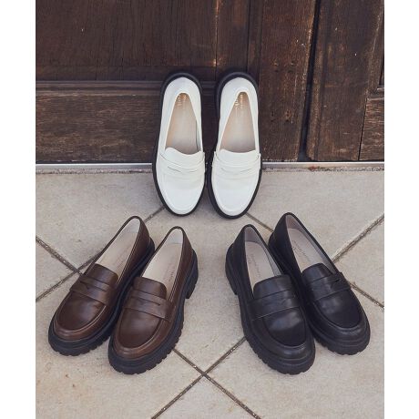 [^ԁF01000899200][h[u̒ԃACeAɍEȂRC[t@[BVvȃfUCȂAN炵`L[\[|CgłB_炩U[nƌyfނ̃\[ŁAKȗSńBǂȃX^Cɂ킹₷AfC[Ɋ􂵂Ă邨߃ACełfp摜́A̓ŐFČꍇ܂Bg̃j^[ɂďi̐FČꍇ܂B