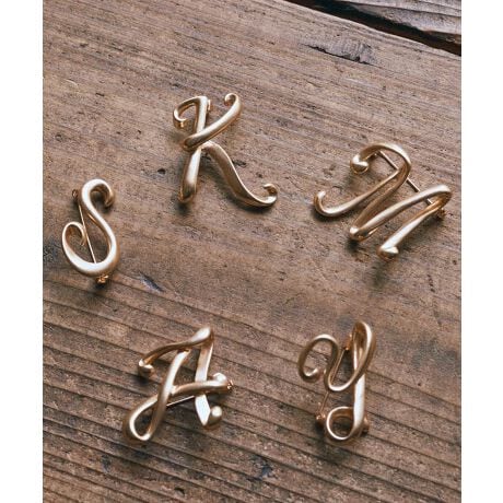 [^ԁF01000807200]_炩Ȑŕ`ꂽCjVu[`Bmɂ͂AXJ[tobOȂǏɍ킹̂߂łB莝̃u[`lbNXƏd˃{[X^COBgpɂ͂AMtgƂĂ΂邨߂̃ACełBfp摜́A̓ŐFČꍇ܂Bg̃j^[ɂďi̐FČꍇ܂B