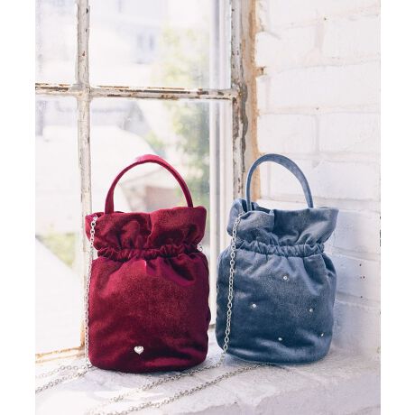 [^ԁF01000964700]iȌ̂xAfނŎdĂV[Yiȕ͋C̃obOBJ[ƂɃrW[fUCقȂ̂|CgłBÔł`F[t2WAYdlȂ͓̂IB܂̎c鎞珬gŏH炵Ȃy߂邨߂̃ACełBfp摜́A̓ŐFČꍇ܂Bg̃j^[ɂďi̐FČꍇ܂B