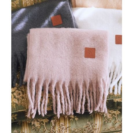 [^ԁF01000881000]V[Yi[h𐷂グӂdグ̃rbO}t[B܂łۂƕł镝̂fUCƁA߂̃tWANZg{eCXgȂЂƕiłB[TChɎ{ACRS̃U[^O|CgBDJ[OŗlXȃX^COɍ킹Ă邨߂̃ACełBfp摜́A̓ŐFČꍇ܂Bg̃j^[ɂďi̐FČꍇ܂B