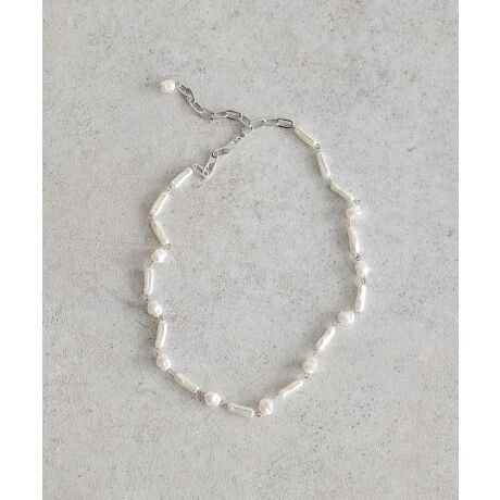 [^ԁF01001262000]p[ƃ`F[gݍ킹؂₩ȃlbNXBߋ̈ʒuD݂Œ߂łAȂɉăAW݂łBhꓮp[gbvtF~jȃANZgvXBfC[炨oAtH[}ȃV[܂ŕL􂷂邨߂̃ACełBfp摜́A̓ŐFČꍇ܂Bg̃j^[ɂďi̐FČꍇ܂B