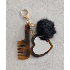 アースミュージック＆エコロジー(earth music&ecology)のファーポンポン+べっ甲柄ミラー付きチャーム