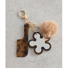 アースミュージック＆エコロジー(earth music&ecology)のファーポンポン+べっ甲柄ミラー付きチャーム