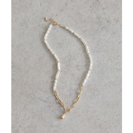 [^ԁF01001262100]p[ƃ`F[̑gݍ킹X^CbVȃlbNXBjAX̂郂`[tŗhꓮAfReo܂ByʂŕtSnǂ̂|CgBfC[ɂ͂AotH[}ȃX^COɂ}b`邨߂̃ACełBTvɂĎBesĂ܂B ۂɂ͂鏤iƎdlقȂꍇ܂Bfp摜́A̓ŐFČꍇ܂Bg̃j^[ɂďi̐FČꍇ܂B