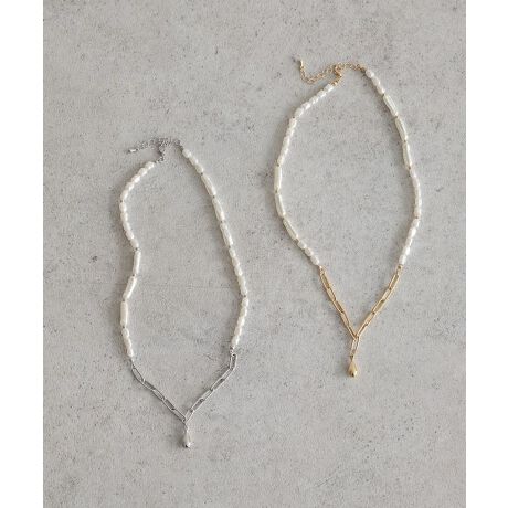 [^ԁF01001262100]p[ƃ`F[̑gݍ킹X^CbVȃlbNXBjAX̂郂`[tŗhꓮAfReo܂ByʂŕtSnǂ̂|CgBfC[ɂ͂AotH[}ȃX^COɂ}b`邨߂̃ACełBTvɂĎBesĂ܂B ۂɂ͂鏤iƎdlقȂꍇ܂Bfp摜́A̓ŐFČꍇ܂Bg̃j^[ɂďi̐FČꍇ܂B