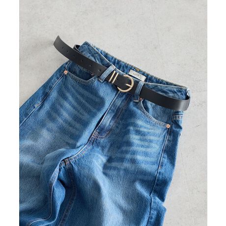 [^ԁF01001329400]̂郉EhobNɂɃ_uC̗ߋ|Cg̃U[xgBZ~}bgȎȂꂽȂoAdȂ肪ȏH~X^CɔvX܂Bx[VbNȃubNƃ_[NuE2FWJŎgQBǂȃX^Cɂ݁AfC[Ɋ􂵂Ă邨߂̃ACełBfp摜́A̓ŐFČꍇ܂Bg̃j^[ɂďi̐FČꍇ܂B