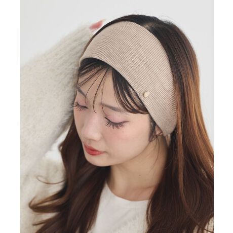 [^ԁF01001271900]l킢uŖ̃X^Cɍʂujbgfނ̃^[óA炩ȔGœݍނ悤ɃtBbg܂Buׂ̍ȉAe^ɗ̊^AZłƊłȂꂽۂɎdオ܂BLk邽߃TCYCɂgAǑŒ{[A܂łۂ蕢ĖhƂĂ􂵂܂BꂽfUC̓|Cg̃ANZgɂȂAG߂킸R[fBl[gɎ₷łBfp摜́A̓ŐFČꍇ܂Bg̃j^[ɂďi̐FČꍇ܂B