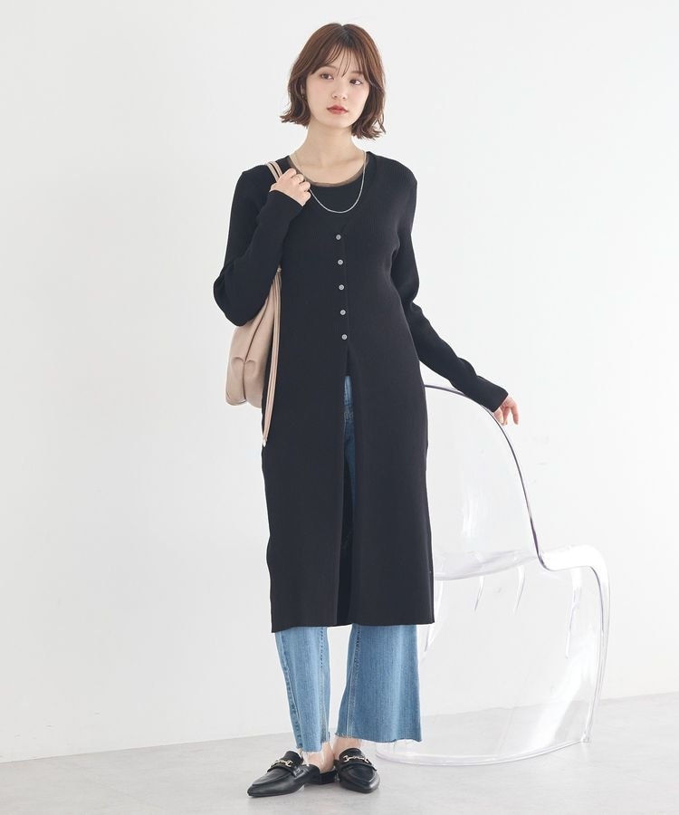 Vネックニットワンピース