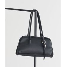 チャーム付きオブロングボストン