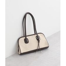 チャーム付きオブロングボストン