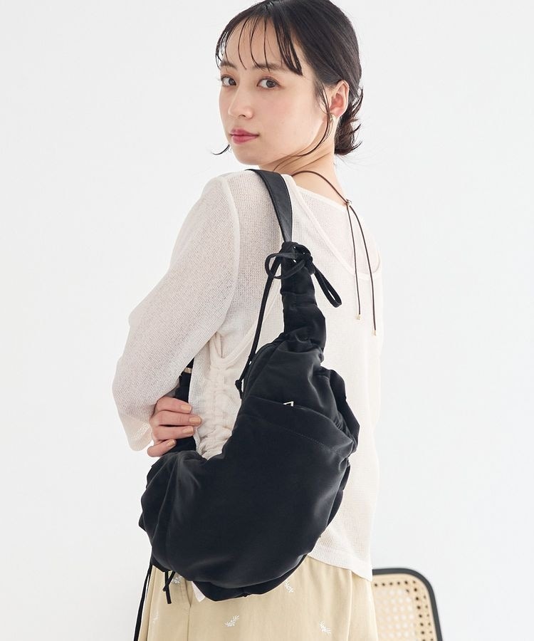 [�}���C]�h���X�g���{���V�����_�[�o�b�O/�A�[�X�~���[�W�b�N���G�R���W�[�iearth music&ecology�j �u���b�N