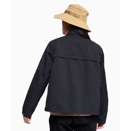 [^ԁFZBFBF18]y₩ȃ}`[XVcWPbgłB͒\Ȃ̂ŁǍ^X^COɍ킹ăVGbg݂ɕωBV[ŉKƃX^C𗼗ꒅłBWROJbgUVC|Pbg~2AIGLEShJ߉\ȐAIGLE FOR TOMORROWiĐfނɔzYwiij-fނ̓-WRTCNiC100%AOJbgUVC