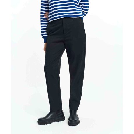 [^ԁFZHFBL80]^CXȝJWArWlXpcłBTCN|GXeSOLOTEXfނōĂAEGXgohɂ̓{^߂ɂȂĂ܂BWbvtCAtgɃnh|Pbg2AobN|Pbg2łBVɂȂɂ̂łȒPBH̃V[YɃGKgȃA[oX^Cyނ̂ɍœKȃpcłBESOLOTEXpcEE WbvtCE tgnh|Pbg2E E|Pbg1E obNEGXgAIGLEVOl`[hJE SOLOTEX