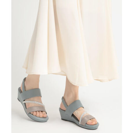 [^:1529024225200]ّfނ~bNXRrl[VŁAGKgɎdグEFbWT_BCXg[iȋPrW[ANZgɁAi悭؂₩ɈĂ1łBႷȂKxȃEFbWq[ŁARȃX^CAbvƈ芴̂₷𗼗Abp[ƃ\[\ʂ̑fނ𓝈ꂵAVbNȈۂɎdグ܂B܂C\[ɁAEӂӂȃNbVAɗDSn􂳂ɃobNxgɃV[OS̗p邱ƂŁATbƃNɒEł邤AɂtBbg܂CXg[⃉eLX^C̃LLA䂫鍂fUCpcɂXJ[gɂ킹₷VvȃfUCŁA炵ƃLCĂꂻłBTCYZڈFS(22-22.5cm)EM(23-23.5cm)EL(24-24.5cm)ELL(25cm)EfށFv/|GXeEAEg\[FEq[̍F5.5cmEd(Б)F195g(MTCY)ETCYFW(l܂̂Ŗڈł)