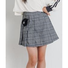 アルジー(ALGY)のチャーム付きプリーツスカパン