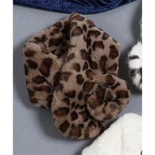 ブリーズ(BREEZE)のファーマフラー