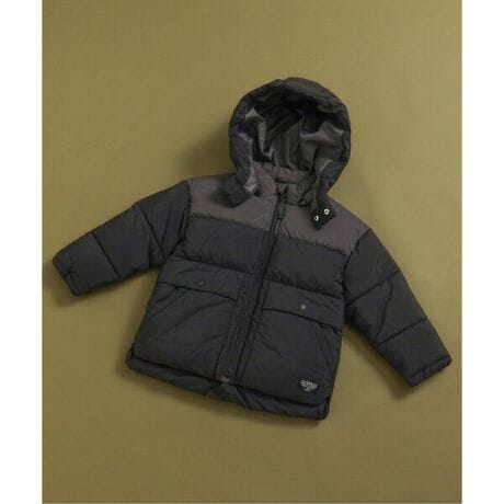 [^ԁFJ502905]y BREEZEFOUTERꂭ zN D]lCAE^[uӂyCT[VWPbgvӂӂ̌yȂgpĂ_炩A~̃AE^[łBŒgAݍނ悤ɒfUCtgt@Xi[ȓ̑OĂtĉJNɂhƒSn˔WPbǵA~ɏd󂷂邱ƊԈႢȂIIt[h͎O\ɂȂĂAlXȃV[ŒpOKI}VEHbVuȂ̂łƒ̐@ł󂪉\Ȃ̂|Cg@\fUC[~̒ԃAE^[łB#BREEZEyTCYz80Fg42 g39 38 22.5 9.590Fg44 g40 39 25 9.5100Fg48 g42 41 28.5 10110Fg50 g43 42 33 10120Fg53 g45 44 37 10.5130Fg56 g47 46 41 10.5140Fg60 g50 48 45 11150Fg65 g53 51 49 11.5