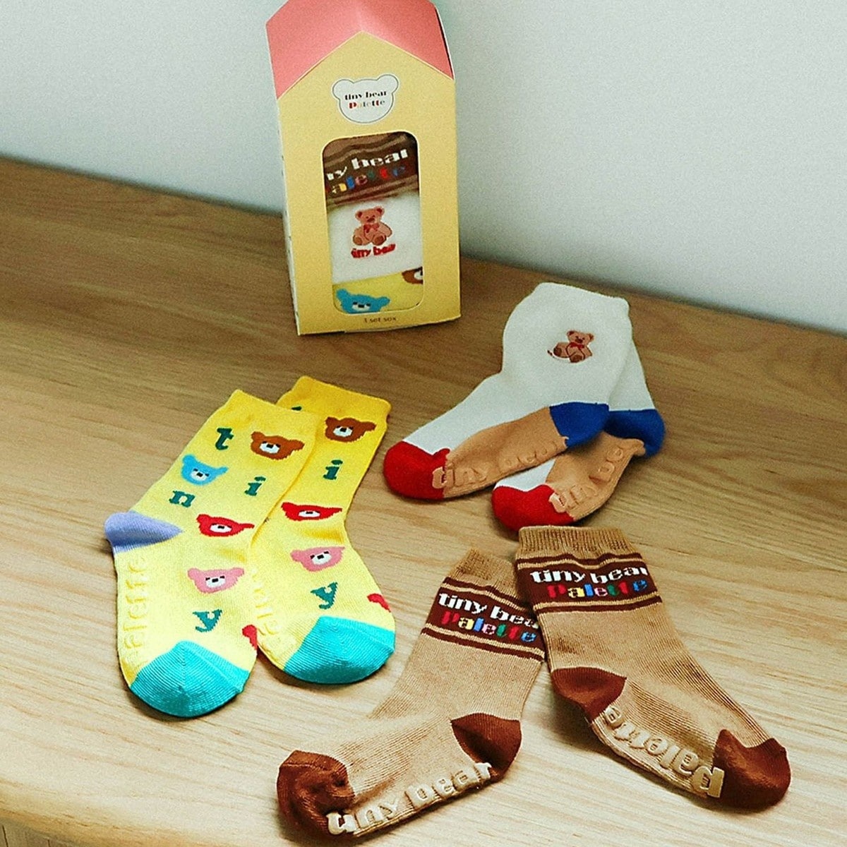 BABY 新品未使用 チョコレート柄ジャンパースカート　ソックスセット tiny bear Palette バラエティソックスセット | アプレ レ クール