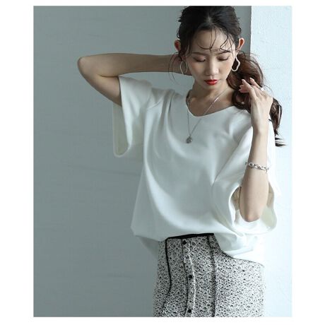 [^:ALJUN-135]fRel肾VvȐ܂ԂfUCJbg\[B▭VlbN̐[܂ؚɌĂ܂B傫߂ȃfUC̑͐܂Ԃ̃fUCɂ邱Ƃœ̘rׂĂ܂B_炩Ȑn͖Ȃقǂ̐GSnłBׂȍS肪l܂炵oĂJbg\[łB