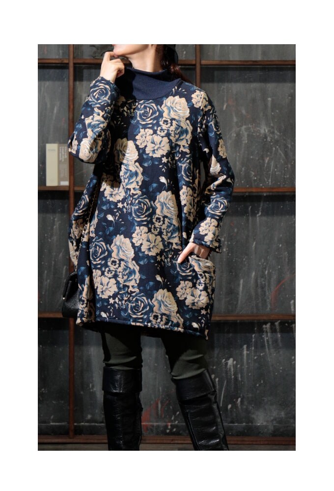 Bonjourネイビー ハート模様 長袖チュニック Backハートロゴ裏毛チュニック[品番：INGW0008992]｜INGNI
