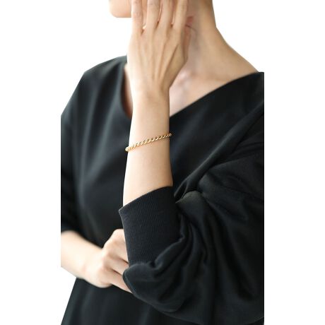 [^:ALHMO-095]茳iXN[uXbgBꂽXN[fUC͍킹₷OȂfUCBXeXfނȂ̂ŋAM[̕ɂyŒ܂BR[fBl[g̃ANZgƂĎ茳؂₩ɂĂ܂BtH[}JWAȃV[܂ŕLt܂B