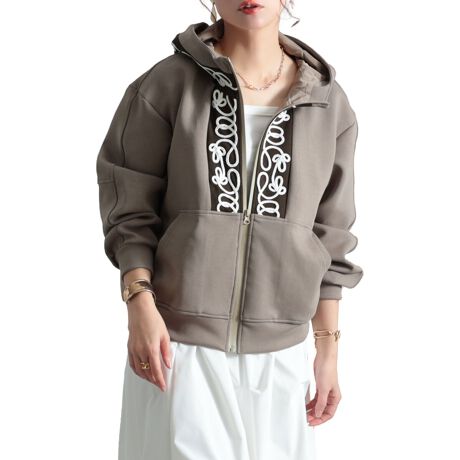 [^:SAWA-9813]Y~JȋȐ`R[hh?gȕ͋CoAx[XJ[ɉfANZgɁB񌳂܂Ńt@Xi[グ΁AX^hlbNɎdオ񌳂܂ŉɁB{[̂t[hŏʂ_܂BԂn[g`悤ɔzꂽR[hhJ؂₩ɂAuEƂ̔zFŌp炵B芴̂VGbgő̌^Jo[ȂA^̂Ȃ䊴ł茩A{gXIт܂BtWbvŉHDƂĂ􂷂邩ALX^COy߂ꖇB