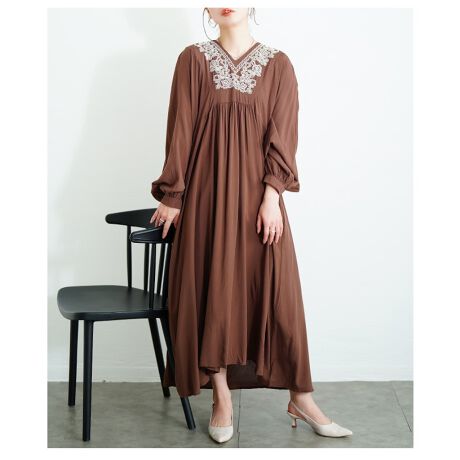 [^:SAWA-9911]񌳂ɂꂽg̉ԕ[XhJŁA܂؂€oĂ郏s[XBVlbN̎񌳂ɁAԕ[X̎hJdȂA肳؂₩ȈۂɁB؂₩ȂgȉԕŔhɂȂ߂AiY܂BŐɂ̓MU[zA̓IȐ؂ւfUCŃVGbgɉs^܂B߂̈ʒuɃMU[uƂŁArʂɂB{[̂X[ufBAbvBiCn̊炩ȐńAVGbgŔh[voAxɗhXJ[g؂₩Bꖇőlȉ؂₩o郏s[X́AfjWPbgƊ|Z΃ghMIXR[fɁB