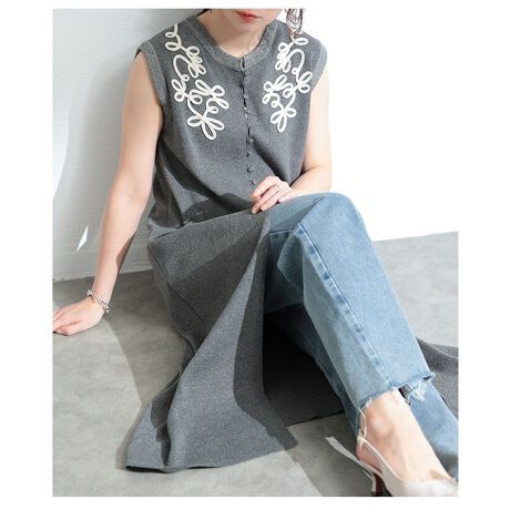 [^:SWDT-847R1310]C[hACẽẂAĩR[fɏd˂邾ŃX^COAbvf[gĂꖇB狹ɂĂꂽԕ͗l̃R[hhJA؂₩ɂAgĥfUCŏ{X^CɁBEGXg܂ŔzꂽA݃{^𗯂߂΁AƂXbgꂽ悤ȃVGbgŔU܂B悭JA[z[AC[hyAN[lbN̎񌳂ŃnClbNCi[ƂDB胍Oő̌^Jo[AivX܂BXJ[gɂpcɂ}b`AӂƍL郏s[Xɍ킹ĂT}Bd˂邾Ńgȉ؂₩YvXACełB