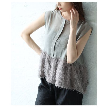 [^:ALMAM-194970]ӂӂ̃VM[xّfރfUCghCNȃm[X[ugbvXBwV[ȔVA[nhbLOAy₩ŗCȈۂɁB䗃dẴ{^AڂƂĂ܂Bm[J[̎񌳂ł茩AL߂̃A[z[ŃC[hɂ҂BEGXg⍘ӂƕރVM[̌^Jo[ȂAb`ȃX^COɎdグ܂B_邾Œf͂߂Ăl[hȃACéACi[Vtg邾ŃOV[Yy߂ꖇBIɂItɂ}b`VvŒȂ₷gbvXłB