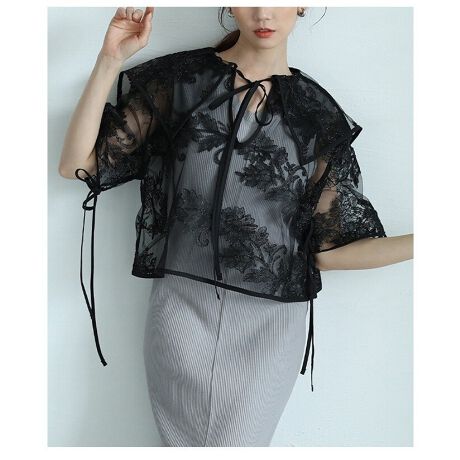 [^:ALMAM-195475]@ׂŏiɕ`ꂽԕhJ͂AvI[o[uEXB傫ȃZ[[J[͏ʂ𔭊AS肠fUC̃|CgBZ[[̋݌ŃK[bVȈۂvXALb`[ȌpɁB񌳂⑳ɂ̓{RtŁA炵YANZgB̂`[[XnŁA̃R[fɏd˂邾ŃhXAbv悤ȏiZA܂؂₩ȃX^COɎdオ܂BȃTCYȂAƂV[gfUCŃ^rʂɂB