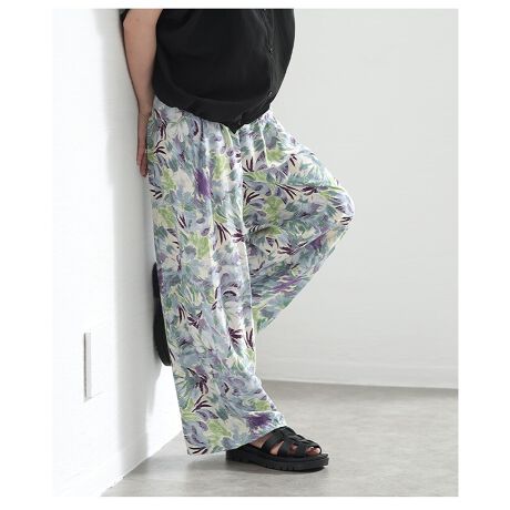 [^:ALMAM-82133]菑̃^b`ŕ`ꂽ{^jJt[́A܂ŐmĜ悤ȃgŕî镵͋CY݊ꖇBEGXgɂ̓S̗pANV[ȐSnŒԒpĂĂȂAEyXBƂCh̃pc牺g̃CE킸ő̌^Jo[܂B\tgȕŌy₩ȐSnɁAu[nx[XɂFn̐FCȈۂɁBtȂAY߂Ȉۂ͓IȃpćAIɂItɂ݂₷AJWA͖ܘ_̂ƁAY߂ȃACeƂ̑QB_邾ş܂ȃpcłB