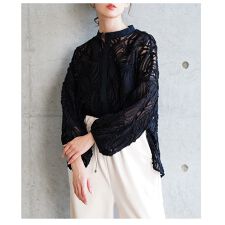 【ブラウス】 トップス シャツ 黒 ブラック 白 ホワイト 長袖 パフスリーブ レース シアー 夏服